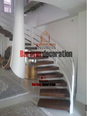 پله دکوراتیو مینیمال منحنی؛ پروژه شهر ری